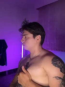 Giordano_Russo 网络视讯表演