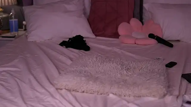 AmiraLovely Live XXX Chat