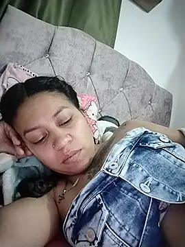 Chat XXX en directo de Tiphanydirty3