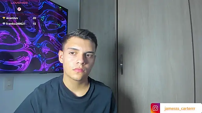 Chatroom XXX en direct de james_carter1