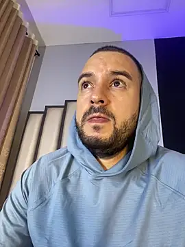 XXX chat uživo modela Luca_noir