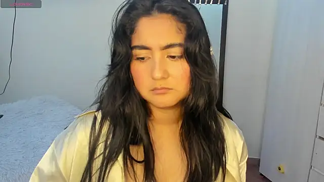 zakura_ania Chat XXX live