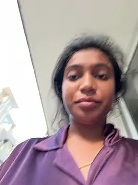 Dimplediva's Live XXX Chat