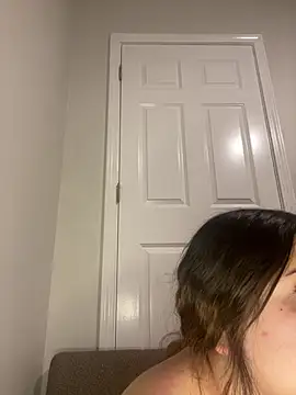 treasurebabii – Naživo XXX chat