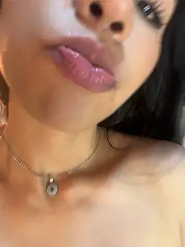 Doll_Maddy_ live XXX chat