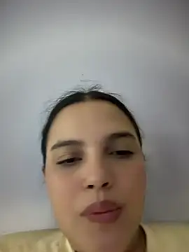 Colibri_xxx 现场XXX聊天