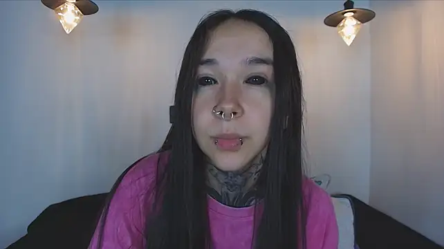 alien_eyes09 Chat XXX live