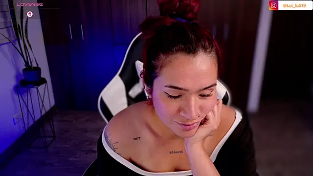 XXX chat uživo modela ImLui_lu