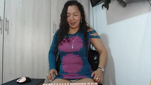 khawit_1 Chat XXX live
