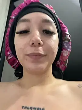 Živý XXX chat alaia_princess