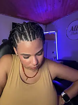 Isabella_boobdのライブXXXチャット