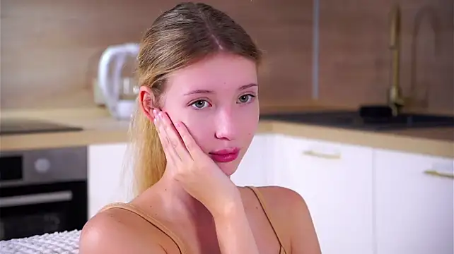 SunnivaCoviln Live XXX chat