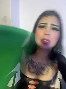 -Brittanny Live XXX-chat