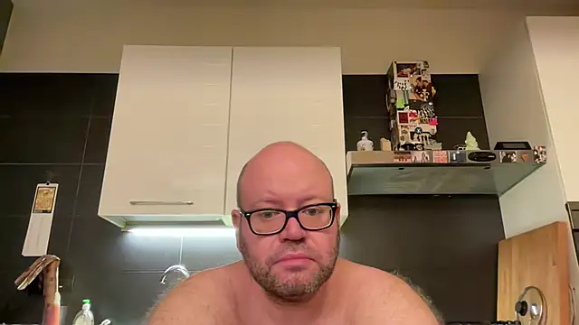 theitalianbear Webcam show