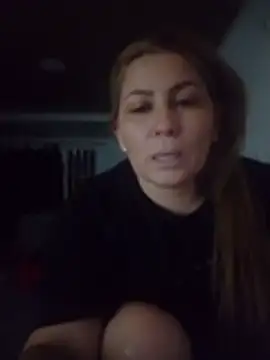 Show de SasshaSmith na webcam
