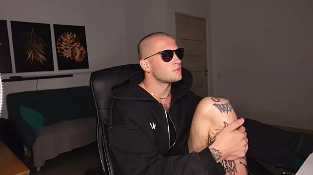 XXX chat uživo modela Igor_Wilde