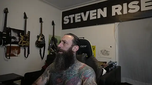 StevenRiseNYC élő XXX-chatje
