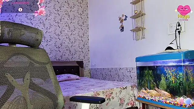 snow_white123's Live XXX Chat