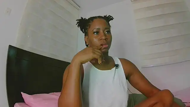 MistreesMay18's Live XXX Chat
