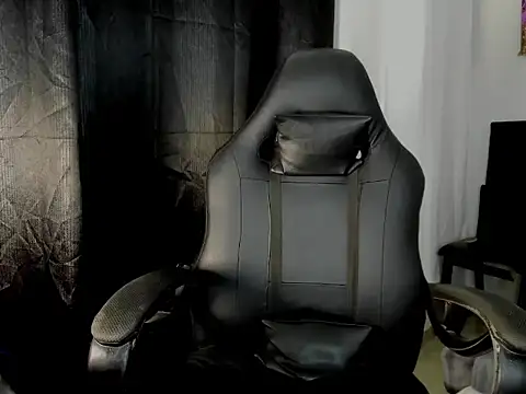 master_badboy's Live XXX Chat
