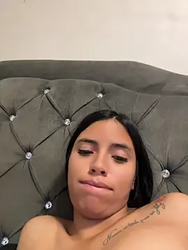 CELESTE_-EC – Naživo XXX chat