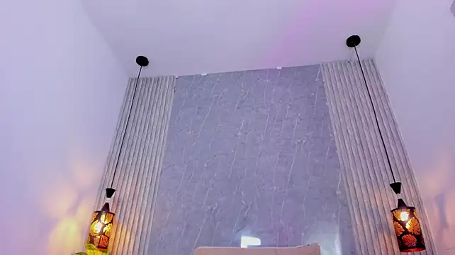 Little_Melody Chat XXX live