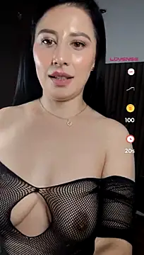دردشة Emma_Hotkiss الجنسية المباشرة