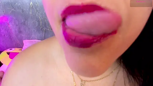 SexxyPamela Chat XXX live