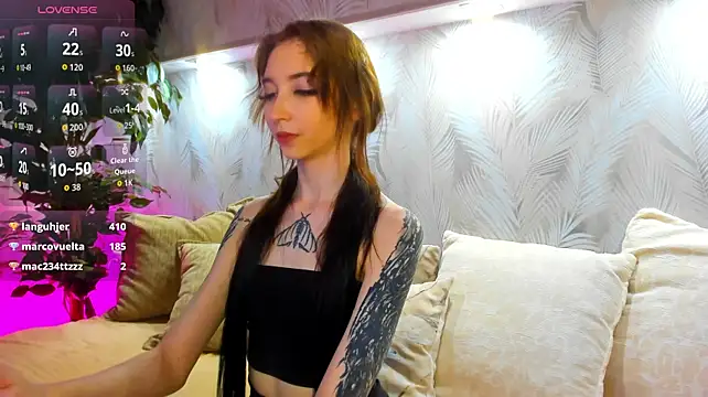 Ellen_Hops' Live XXX Chat