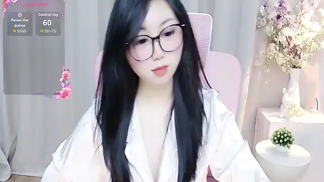 shynana 라이브 XXX 채팅