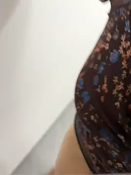 qwe522522 live XXX chat