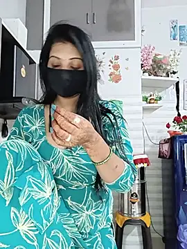 Kaur_Simran_01 웹캠 쇼