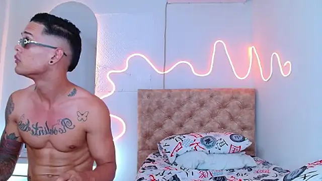 แชท XXX สดของ Elemental_hot