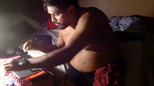 BigDick41510 Chat XXX live