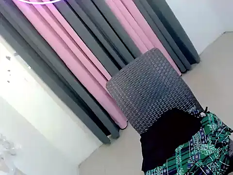 suckmedowmx 在線直播表演