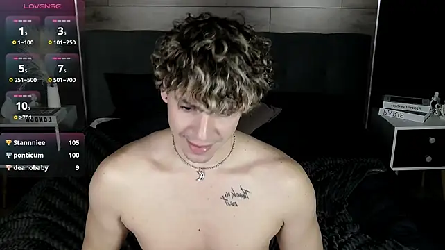 ConnorBlake élő XXX-chatje