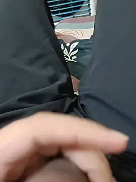 wrong_man25 Live XXX-chat