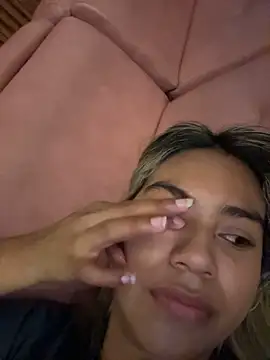 Chat XXX en directo de Kimmiebellarie
