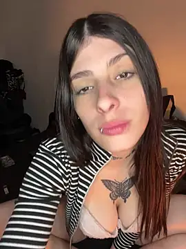 Lilith_dark3: απευθείας συνομιλία ΧΧΧ