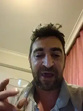 عرض كام gupsemilf19