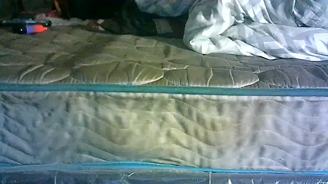 Živý XXX chat CR3M3_FIR3