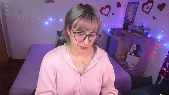 Miacatsito3's Live XXX Chat