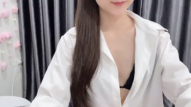 แชท XXX สดของ KaleAnisa