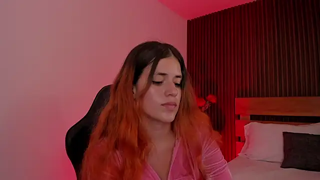 Živý XXX chat alliss_ginger_