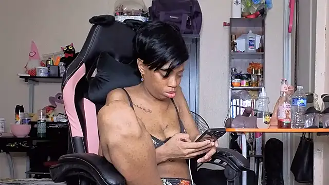 IAMTOKYOLEE Chat XXX live