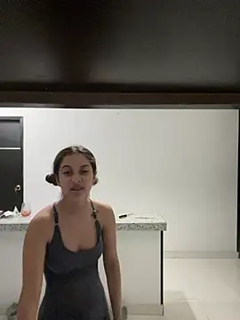 little-Emma's Live XXX Chat