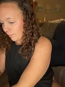 צ'אט XXX בשידור חי של XoMisty