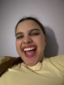 XXX chat uživo modela Colibri_xxx