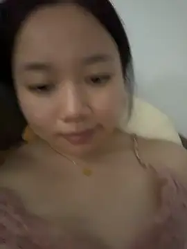 QiQi-2001 Pertunjukan Webcam