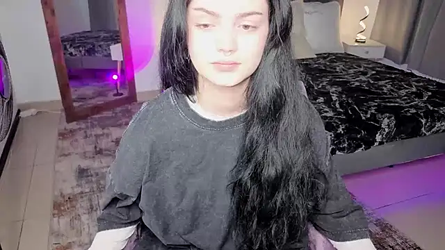 Онлайн чат XXX MileyRood